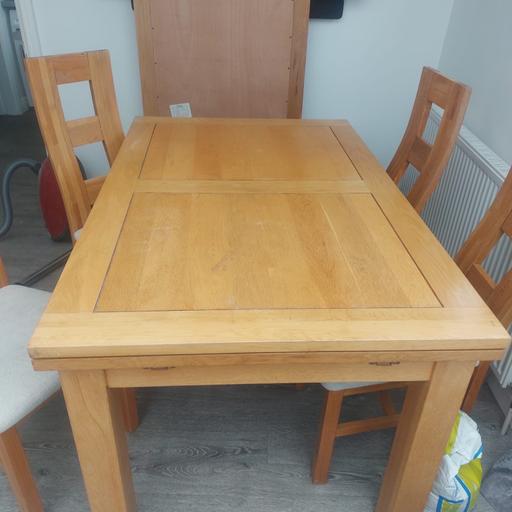 Buy & Sell South West London Sutton - Photos for Dining table and chairs