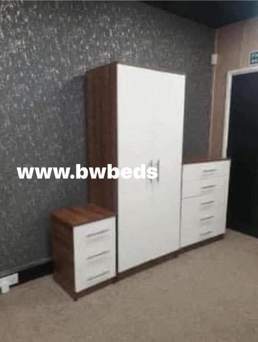 Buy & Sell South Yorkshire Rotherham - Photos for NOVA WARDROBE CHEST AND BEDSIDE