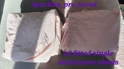 Buy & Sell South Yorkshire Doncaster - Photos for x2 single fitted mattress sheets pink