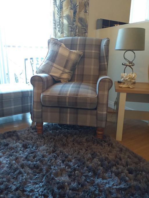 Buy & Sell South Yorkshire Doncaster - Photos for Single chair with puffa