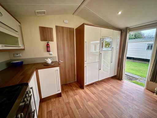 Residential Property Essex Maldon - Photos for 2 bedroom static caravan