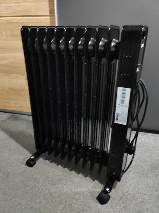 Buy & Sell Hertfordshire Broxbourne - Photos for Electric radiator zanussi