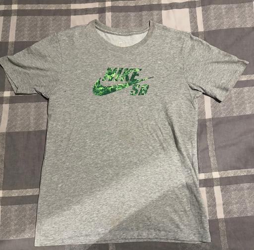 Buy & Sell West Midlands Birmingham - Photos for Nike T-shirt