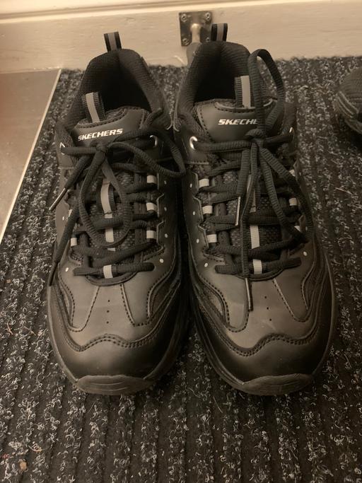 Buy & Sell Hertfordshire Stevenage - Photos for Black Skechers Dlite trainers