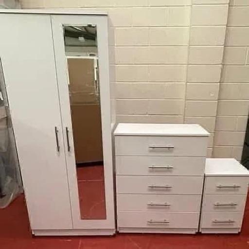 Buy & Sell South Yorkshire Rotherham - Photos for Fully assembled nova wardrobe with mirror set