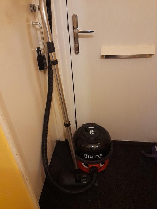 Buy & Sell North West London Gospel Oak - North West London - Photos for Henry hoover