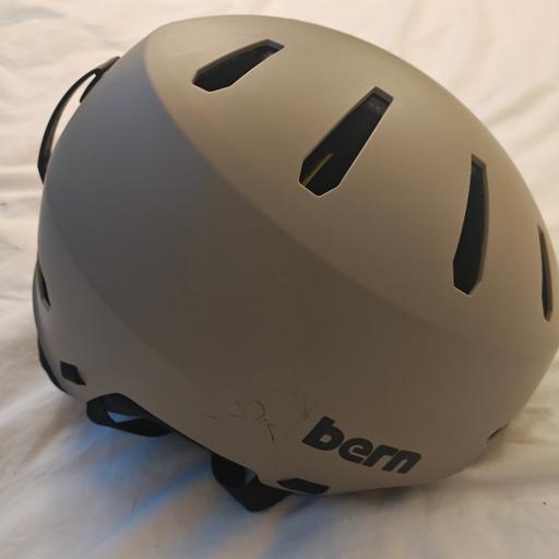 Buy & Sell South East London Brixton - South East London - Photos for Bern Macon 2.0 Helmet with winter kit