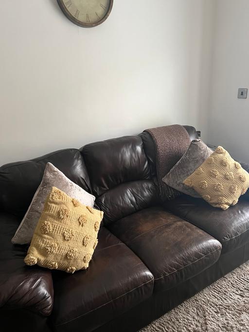 Buy & Sell West Yorkshire Kirklees - Photos for 3 seater leather sofa