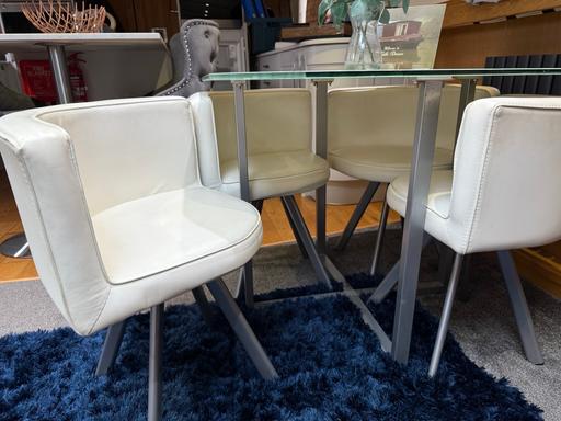 Buy & Sell Hertfordshire St. Albans - Photos for Space saving glass table and chairs