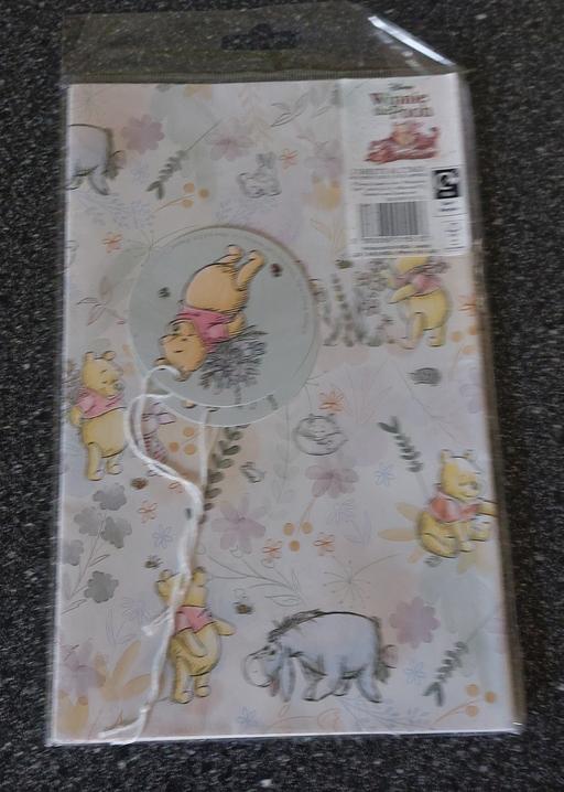 Classes Kent Thanet - Photos for 🧡WINNIE POOH WRAPPING PAPER X 2 & TAGS