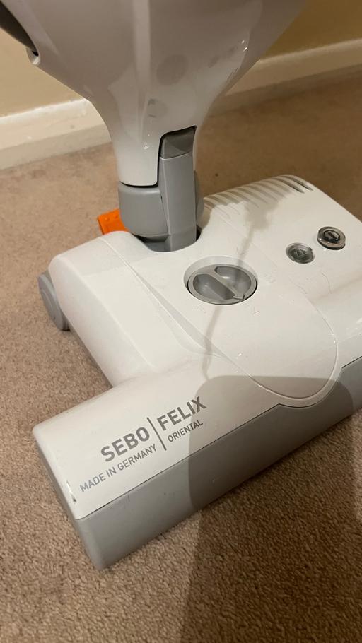 Buy & Sell Buckinghamshire Aylesbury - HP20 - Photos for Nearly New Sebo Felix Vacuum Cleaner