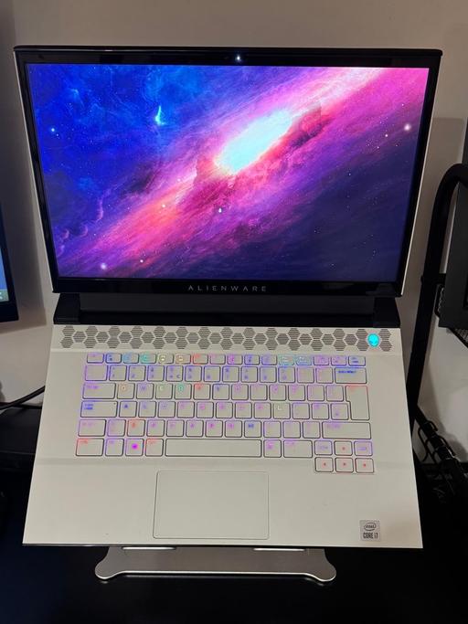 Buy & Sell Somerset Bath and North East Somerset - Photos for Alienware M15 R3 White 16 RAM 512 GB SSD