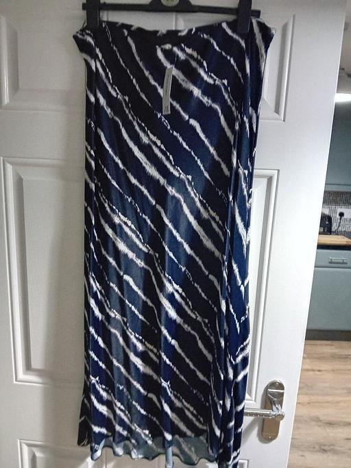 Buy & Sell West Yorkshire Kirklees - Photos for ladies long size 20 skirt