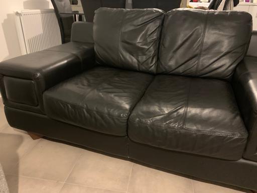 Buy & Sell Kent Tonbridge and Malling - Photos for Furniture village black leather sofa