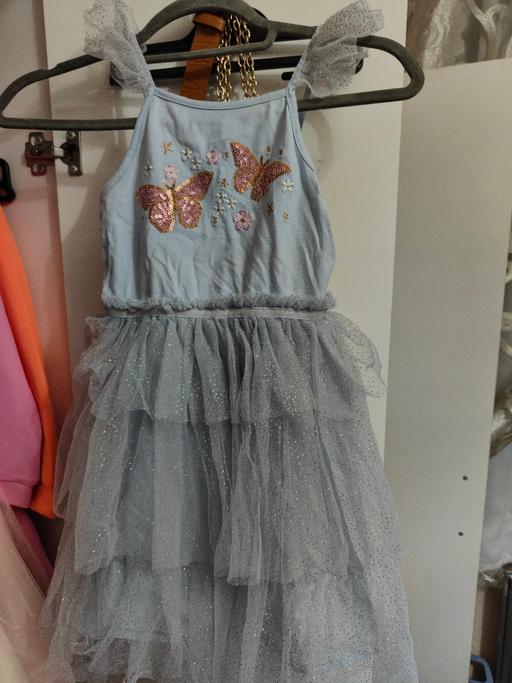 Buy & Sell Carmarthenshire - Wales Ponthenry - Carmarthenshire - Photos for Girls dress