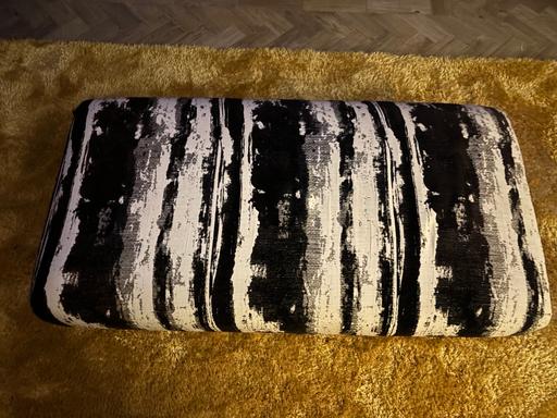 Buy & Sell Merseyside Knowsley - Photos for Stripe foot stool