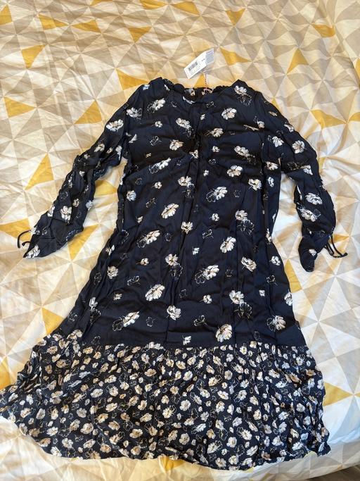 Buy & Sell Buckinghamshire Milton Keynes - Photos for BNWT Cath Kidston Scattered Cosmos Size 12 Dr