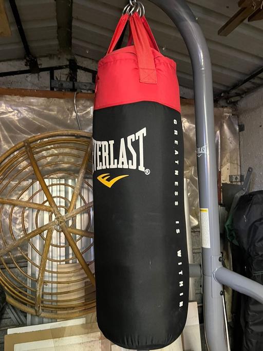 Buy & Sell South East London Shooter`s Hill - South East London - Photos for Everlast punch bag and stand