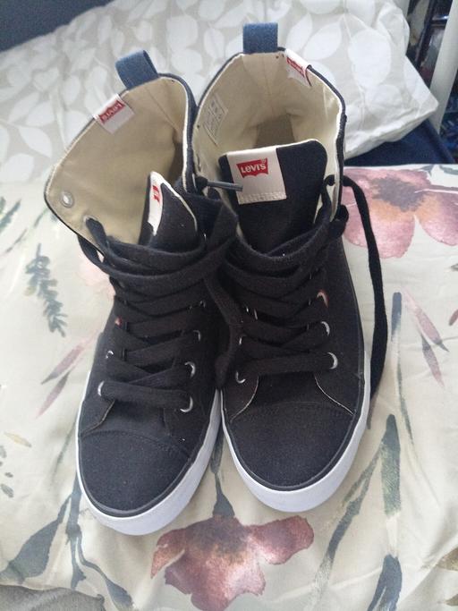 Buy & Sell North Yorkshire Middlesbrough - Photos for levis shoes