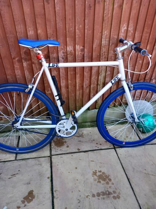 Buy & Sell South West London Sands End - South West London - Photos for mens bike