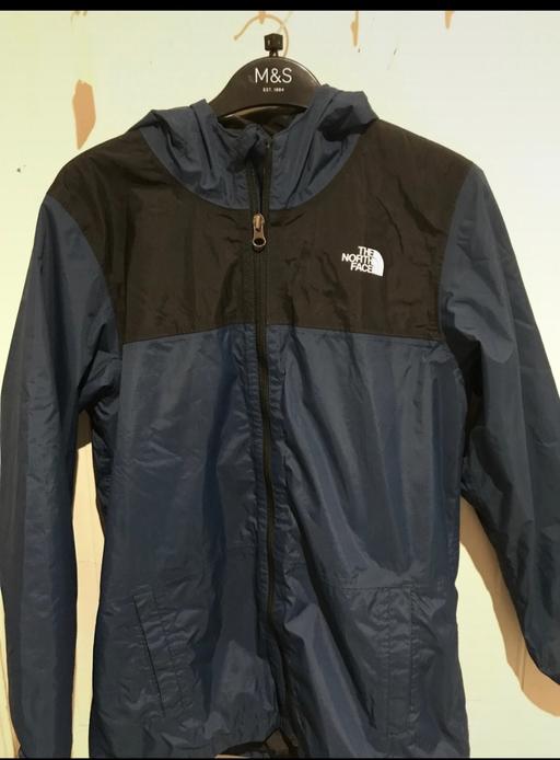 Buy & Sell South East London Coombe - Croydon - Photos for The North Face Windbreaker