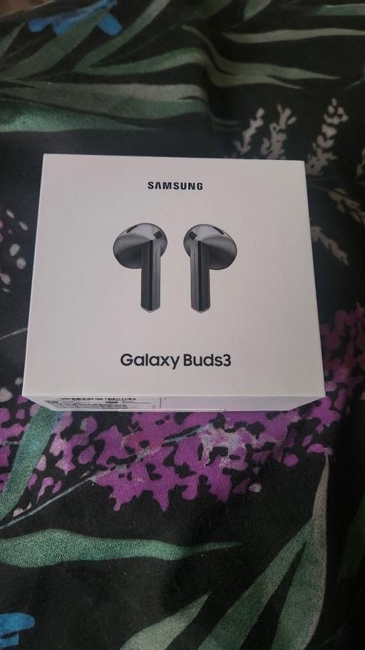 Buy & Sell Greater Manchester Trafford - Photos for Samsung Buds 3 - Brand New Unopened