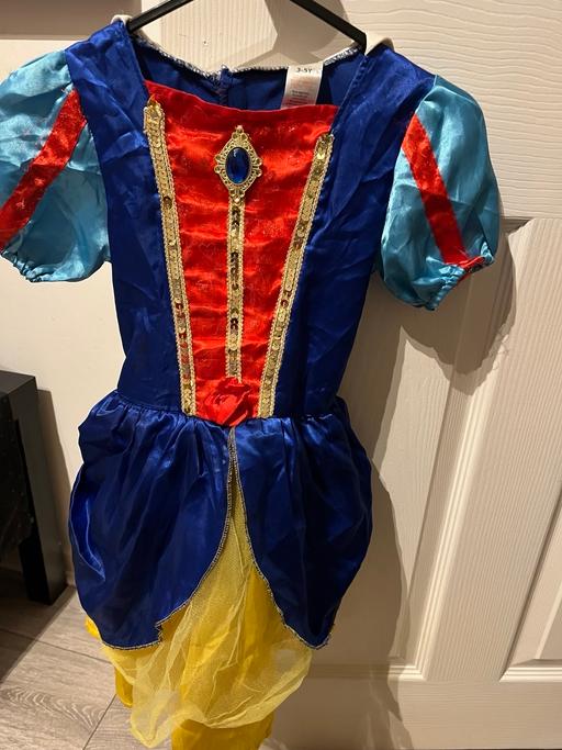 Buy & Sell Barking and Dagenham Dagenham - RM9 - Photos for Snow white costume