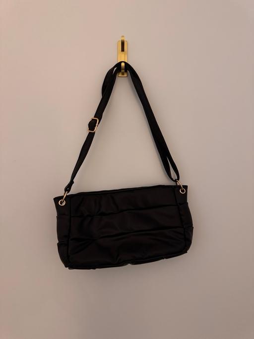 Buy & Sell North London Tottenham Hale - N17 - Photos for Cute black handbag