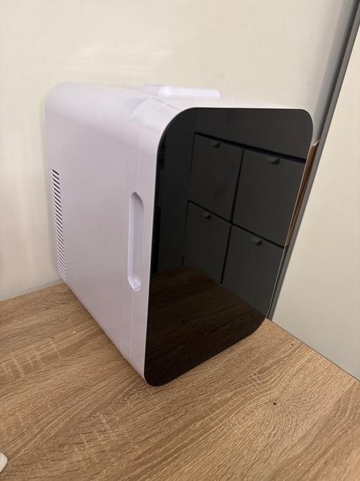 Buy & Sell West London Hounslow - Photos for Mini Fridge