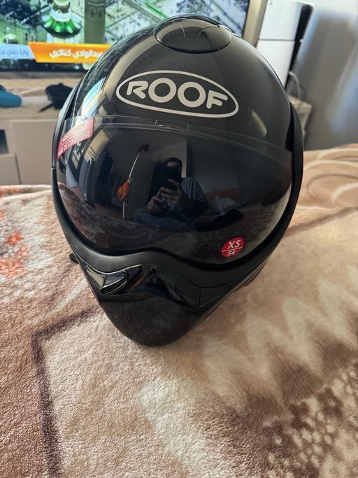 Vehicles North West London Kilburn - North West London - Photos for Brand new Roof boxer carbon helmet XS