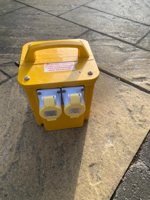 Buy & Sell West Yorkshire Leeds - Photos for Transformer 110v Twin 16amp 3.3 KVA