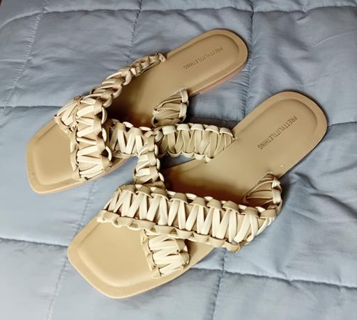 Buy & Sell West Yorkshire Kirklees - Photos for ladies plt cream sandals