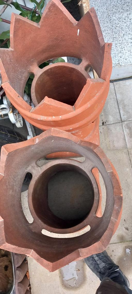 Buy & Sell West Midlands Birmingham - Photos for king crowns Chimney pots