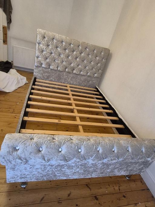 Buy & Sell Brent East Lane Business Park - Brent - Photos for Bed Frame