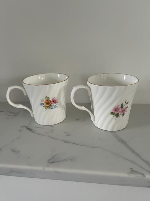 Buy & Sell Oxfordshire Cherwell - Photos for Vintage Crown Trent bone china mugs