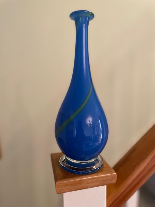 Buy & Sell Hampshire Basingstoke and Deane - Photos for Blue vase