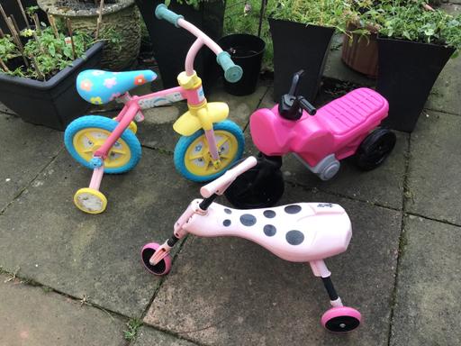 Buy & Sell West Midlands Wolverhampton - Photos for Toddlers outside bike lot