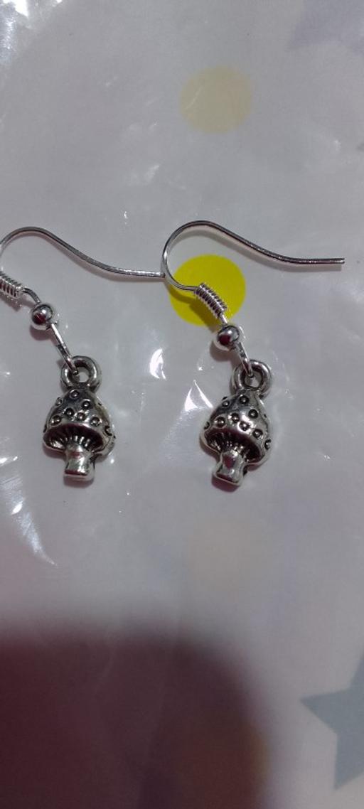 Buy & Sell East London Upton Park - East London - Photos for Silver plated mushroom dangling earrings