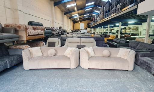 Buy & Sell Flintshire - Wales Pentre - Flintshire - Photos for The Fitzrovia mink fabric sofas