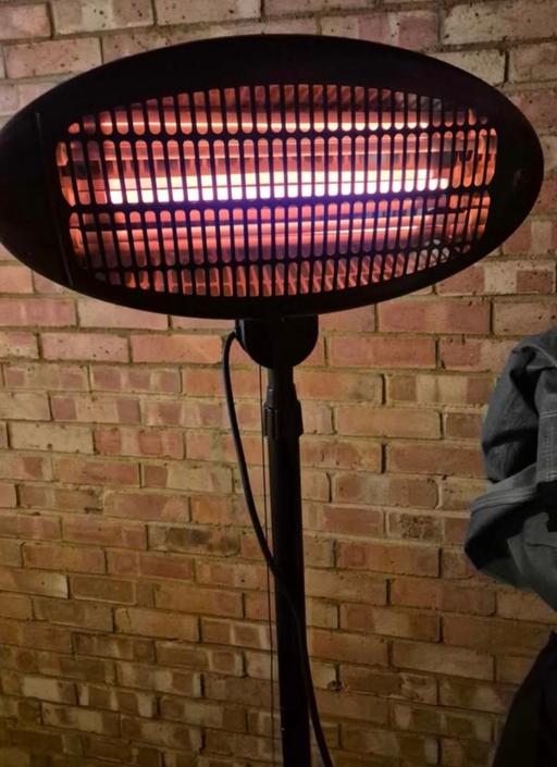 Buy & Sell Buckinghamshire Milton Keynes - Photos for Gardenline 2000w patio/outdoor heater