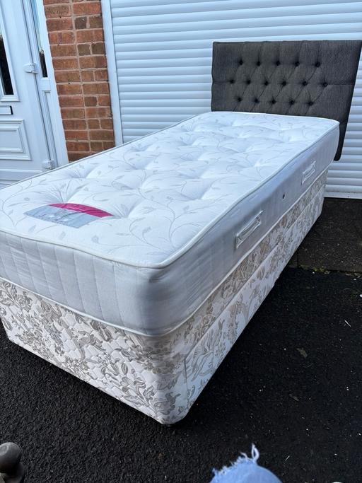 Buy & Sell West Midlands Dudley - Photos for Single divan bed & mattress 