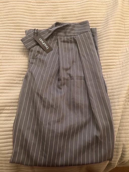 Buy & Sell Lancashire Blackpool - Photos for Boohoo pinstripe tailored trousers