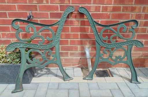 Buy & Sell West Midlands Sandwell - Photos for (#1262) pair of garden cast iron bench ends