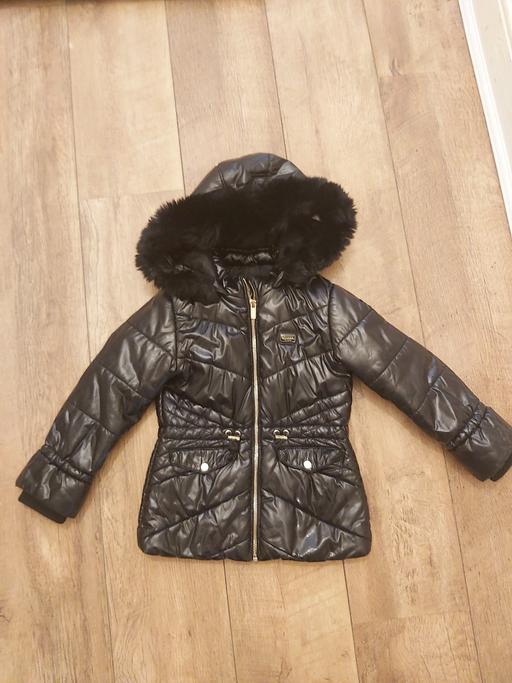 Buy & Sell County Durham Darlington - Photos for 4/5 river island coat