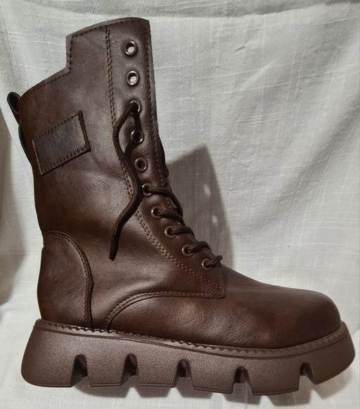 Buy & Sell Caerphilly - Wales Energlyn - Caerphilly - Photos for Sz 6/6.5 'Doc Martyn' Brown Black Ankle Boots