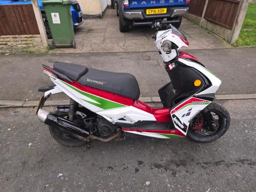 Vehicles West Midlands Wolverhampton - Photos for lexmoto monza 125cc 2018 moped