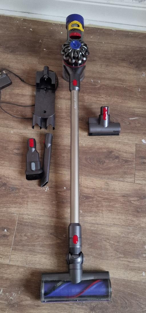 Buy & Sell South Yorkshire Rotherham - Photos for Dyson V8 animal cordless hoover . Refurbished