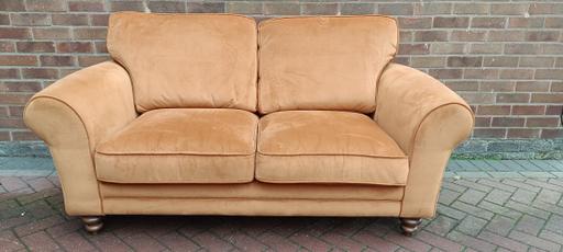 Buy & Sell Staffordshire South Staffordshire - Photos for Modern Two Seater Sofa