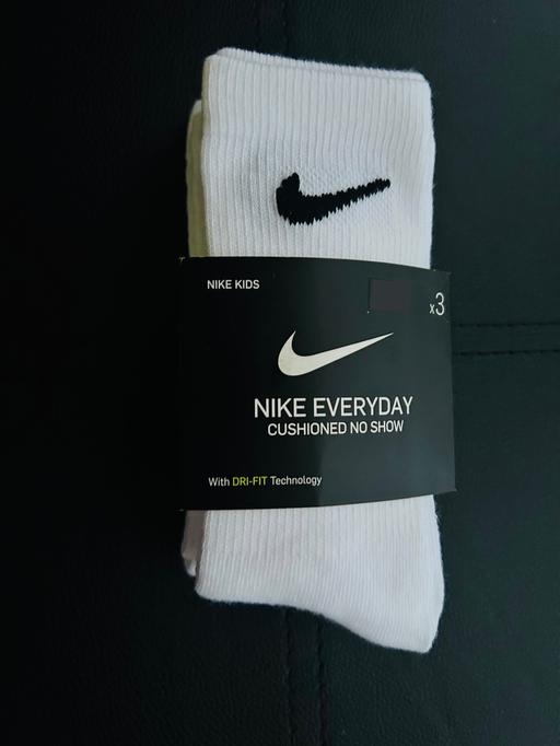 Buy & Sell East London Redbridge - Photos for Nike everyday kids boys girls socks white XXS