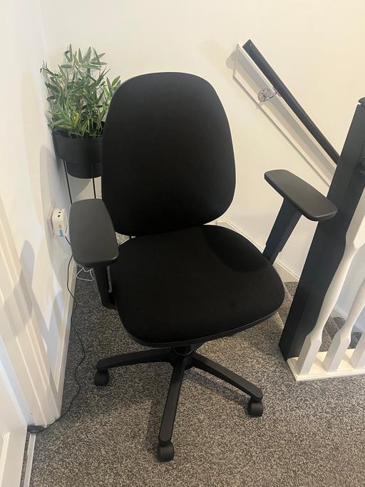 Buy & Sell West Midlands Walsall - Photos for Brand new office chair